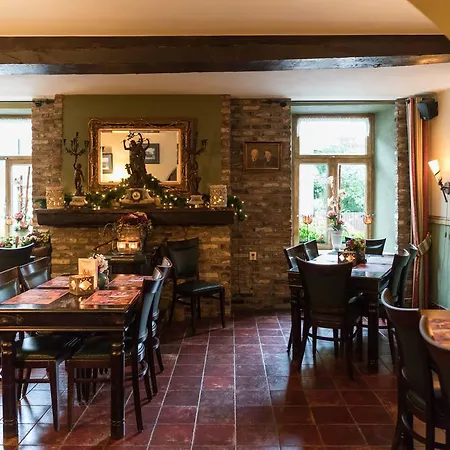 Gasterij De Poort فندق غولبين