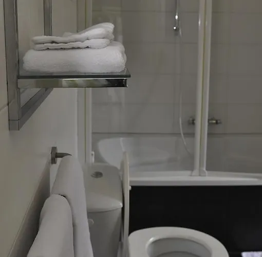 Gasterij De Poort غولبين