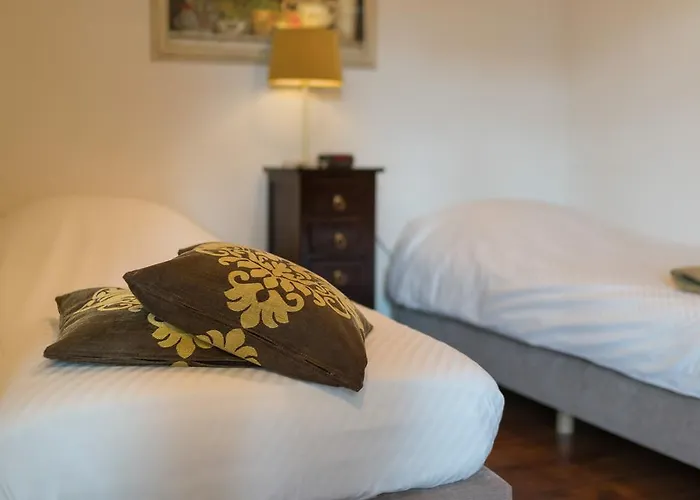 Gasterij De Poort * غولبين