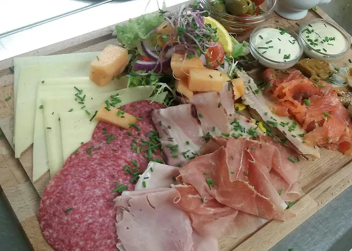 Gasterij De Poort غولبين