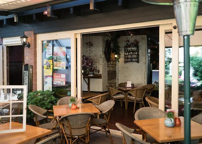 Gasterij De Poort Отель *